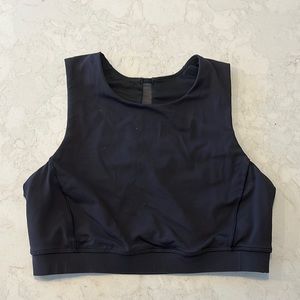 Black Lululemon sports bra